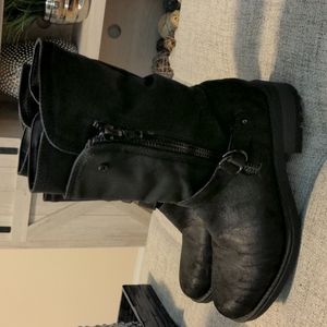 Carlos Sophie black faux suede and leather chunky heel mid calf boots size 7